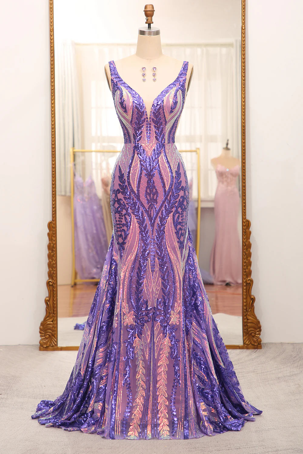 Vestido de fiesta largo morado oscuro con escote en V y lentejuelas de sirena